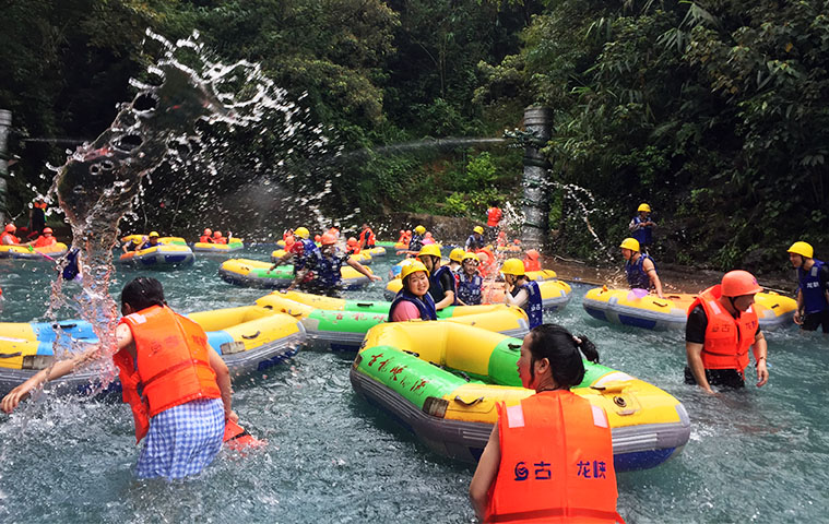 伟徳app伙伴漂流之旅