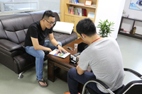 伟徳app客户来访