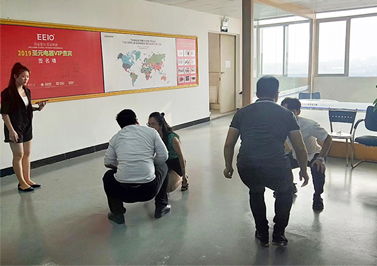 伟徳app早会活动