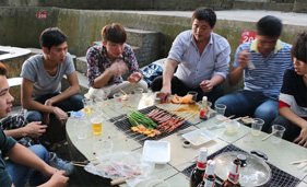 11月优秀团队户外烧烤活动