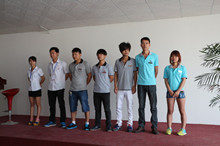 伟徳app各组长上台宣誓