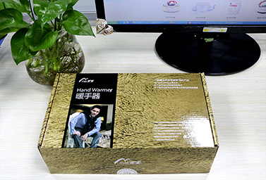 伟徳app冬日送暖