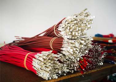 伟徳app-环形变压器的引线