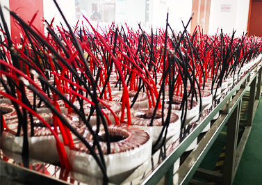 伟徳app-环形变压器成品检测完毕