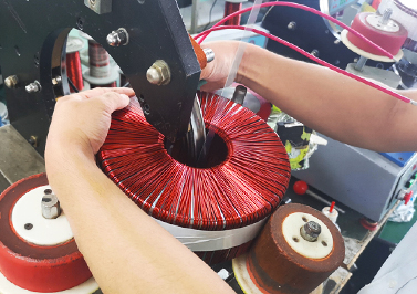 伟徳app-地暖变压器绝缘膜绕制ing