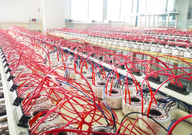 220v转24v交流变压器老化现场-伟徳app