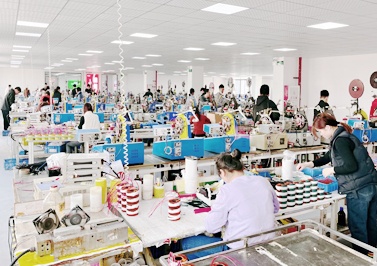 伟徳app生产车间